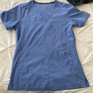 Somi scrub top
